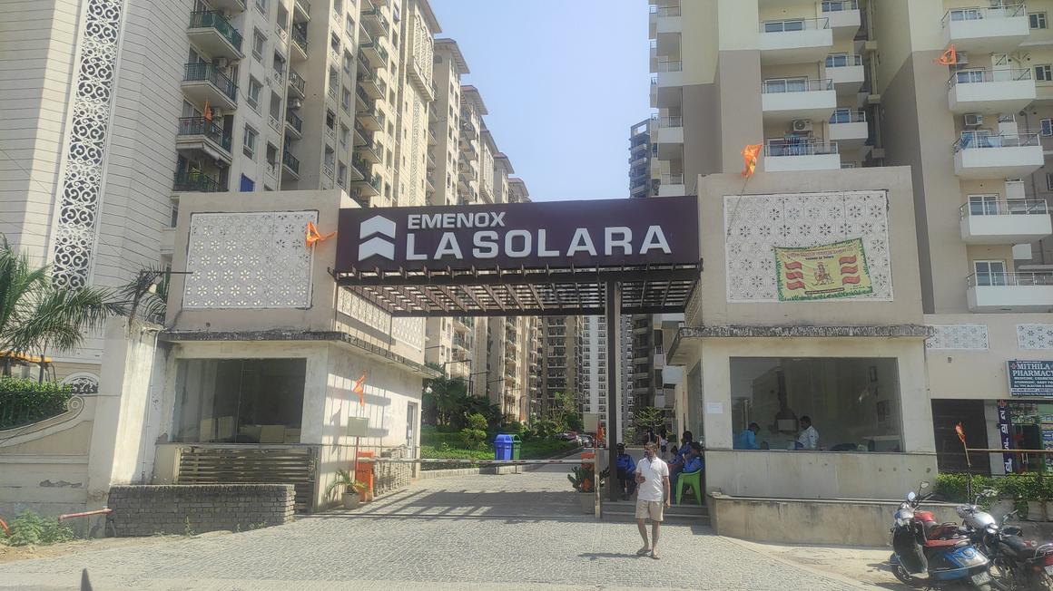La Solara Society Real View & Entrance